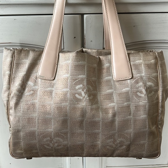 Authentic CHANEL TRAVEL LINE Tote - Picture 6 of 17